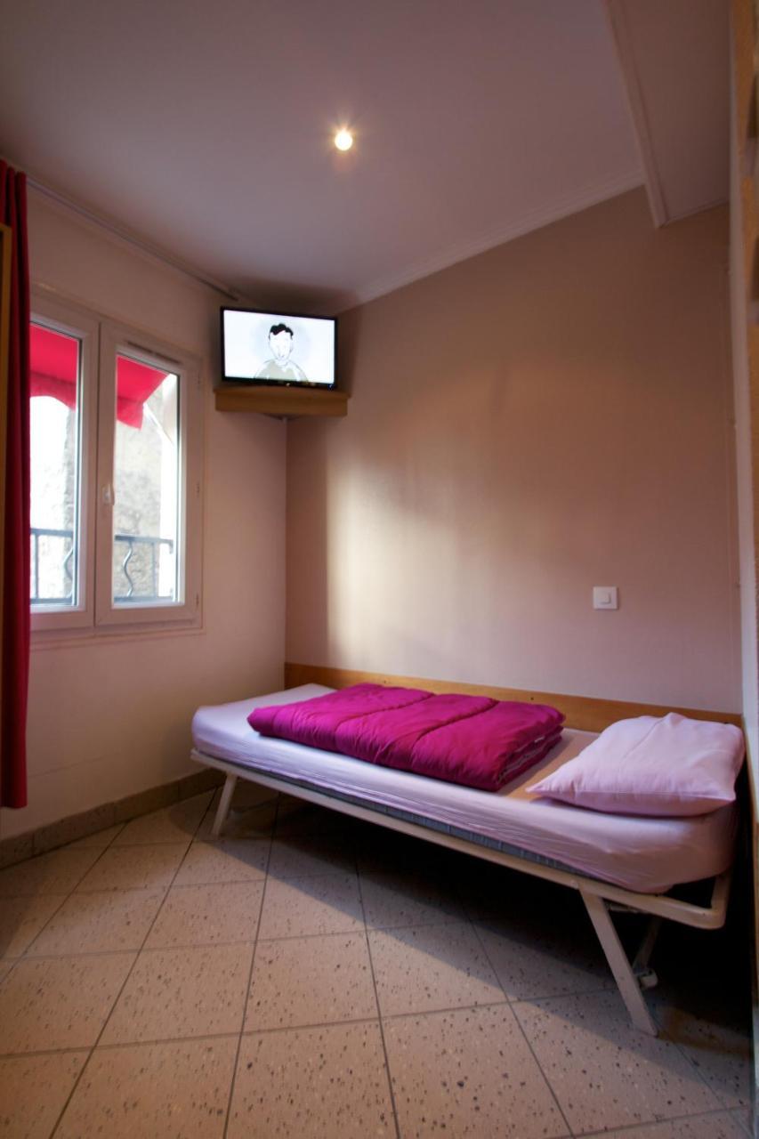 Single Room,716997799:JPEG